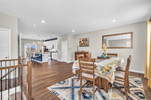 7282 Zanesville Road, Carmel, IN 46033