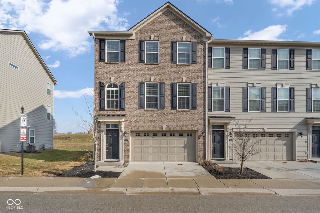 7282 Zanesville Road, Carmel, IN 46033