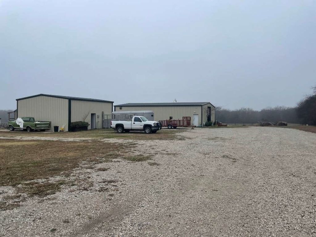 17990 County Road 656 1, Farmersville, TX 75442