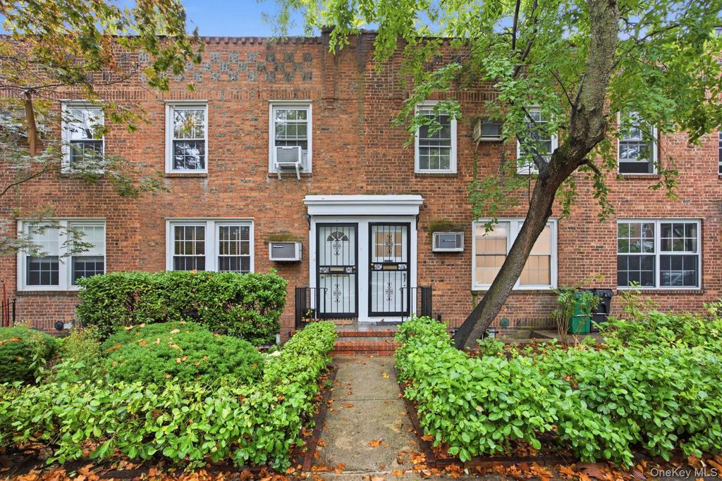 39-27 49th Street, Sunnyside, NY 11104 — photo 2