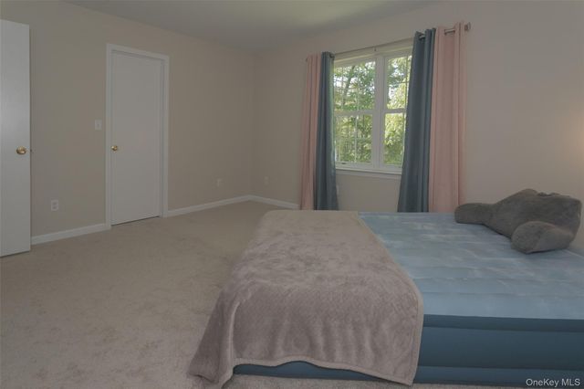 423 Kings Highway, Warwick, NY 10990