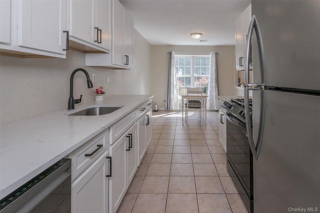 423 Kings Highway, Warwick, NY 10990