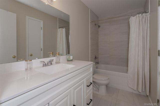 423 Kings Highway, Warwick, NY 10990