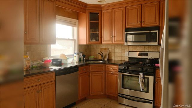 839 7th Street, West Babylon, NY 11704