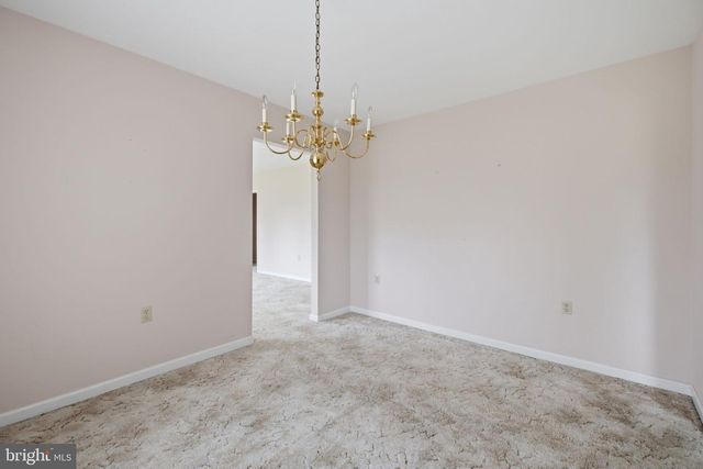 108 CHERRY HILL FARM DR, Kearneysville, WV 25430