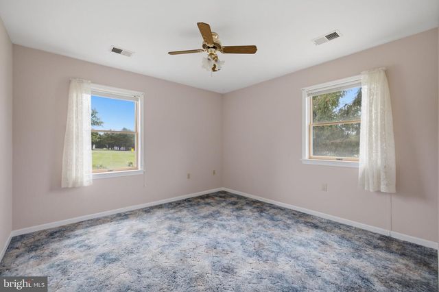 108 CHERRY HILL FARM DR, Kearneysville, WV 25430