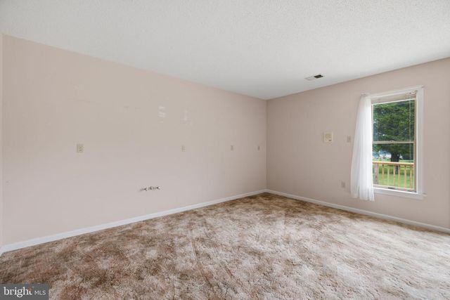 108 CHERRY HILL FARM DR, Kearneysville, WV 25430