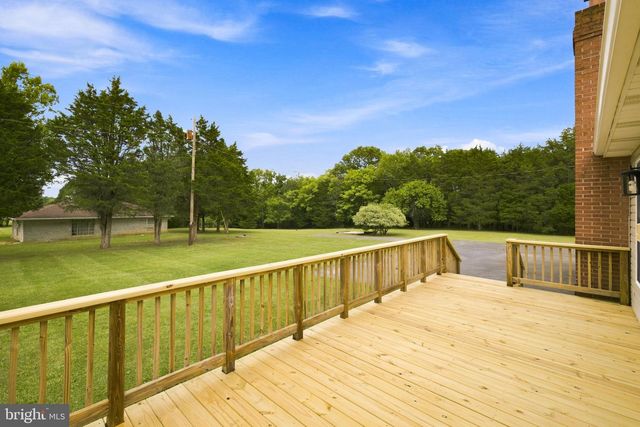 108 CHERRY HILL FARM DR, Kearneysville, WV 25430