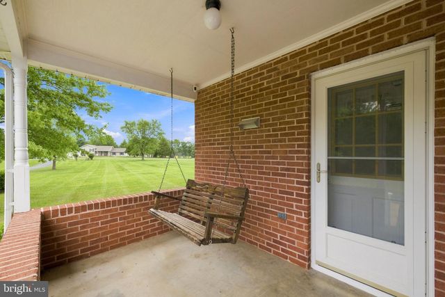 108 CHERRY HILL FARM DR, Kearneysville, WV 25430