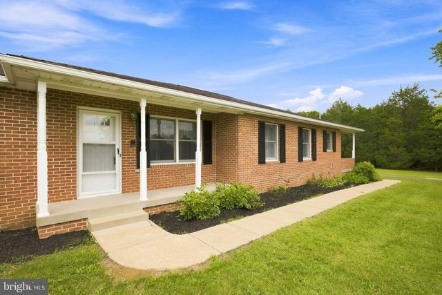 108 CHERRY HILL FARM DR, Kearneysville, WV 25430