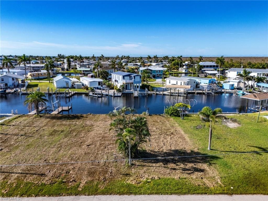 3875 Royal Palm DR, ST. JAMES CITY, FL 33956 — photo 5