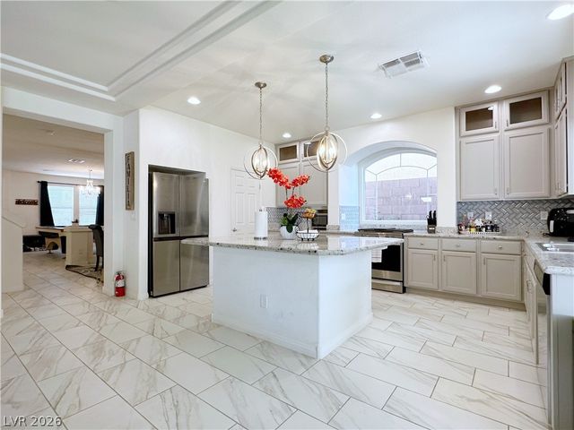 8573 Silver Coast Street, Las Vegas, NV 89139