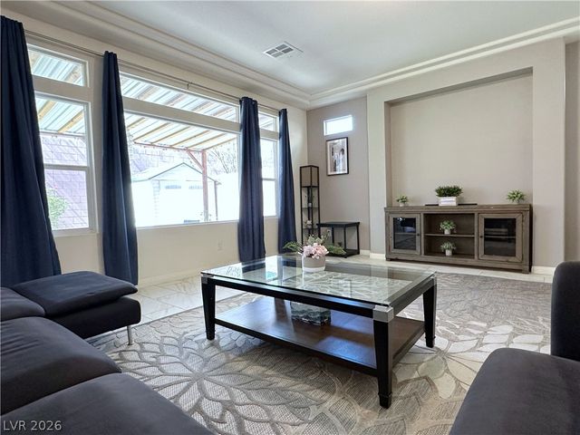 8573 Silver Coast Street, Las Vegas, NV 89139