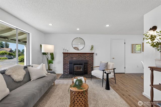19209 Grannis Road, Bothell, WA 98012