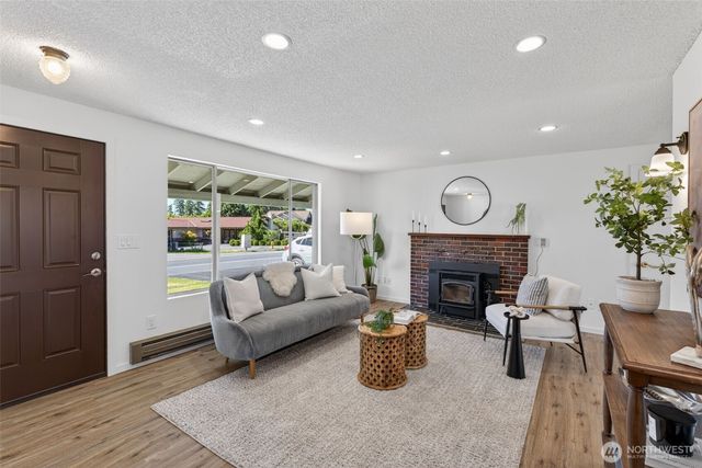 19209 Grannis Road, Bothell, WA 98012