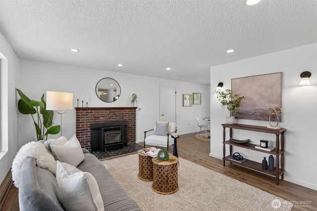 19209 Grannis Road, Bothell, WA 98012