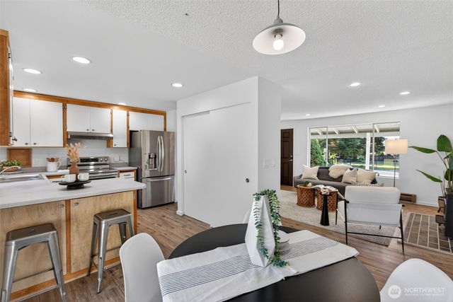 19209 Grannis Road, Bothell, WA 98012