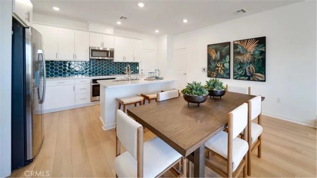 2695 Cloudview Privado, Ontario, CA 91761