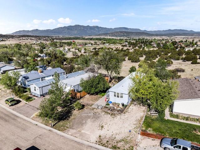 2929 Applewood Dr, Colorado City, CO 81019