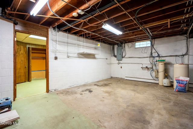 9950 Bucher Road, Whitehouse, OH 43571