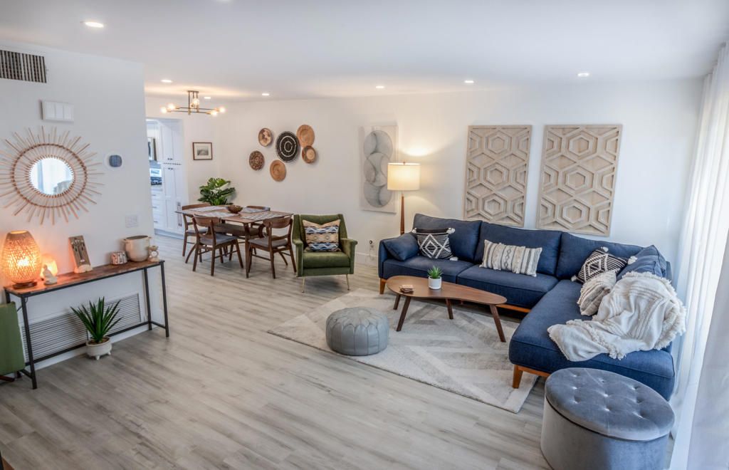 2415 Los Patos Drive, Palm Springs, CA 92264