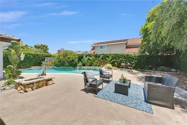 112 Stanford Lane, Seal Beach, CA 90740