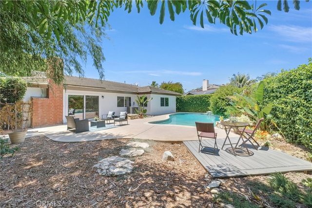 112 Stanford Lane, Seal Beach, CA 90740