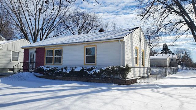 2156 Bush Avenue E, Saint Paul, MN 55119
