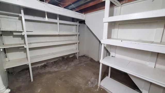 2156 Bush Avenue E, Saint Paul, MN 55119