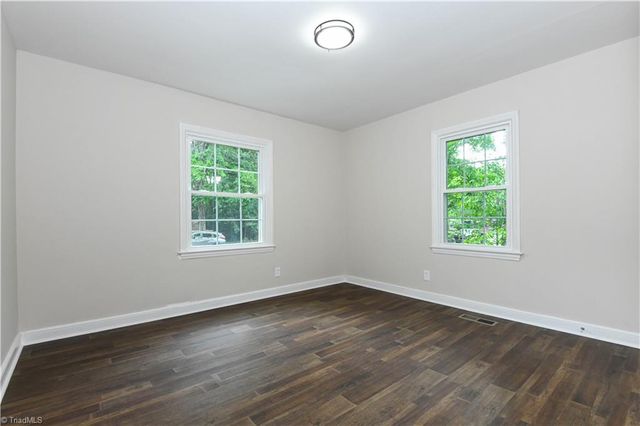 935 Highland Avenue, Greensboro, NC 27403