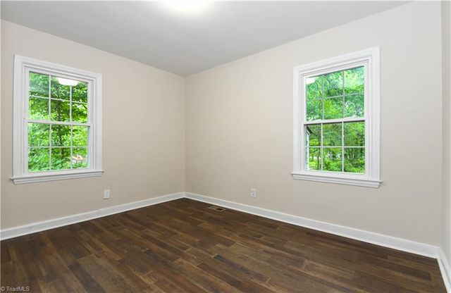 935 Highland Avenue, Greensboro, NC 27403