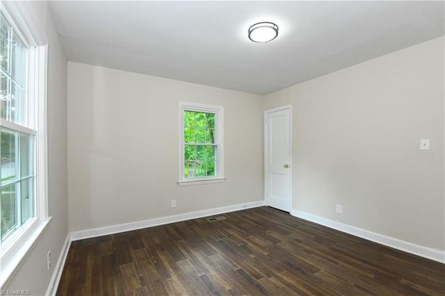 935 Highland Avenue, Greensboro, NC 27403