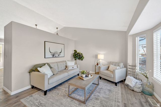 1573 W ERICKSON PARK DR, West Jordan, UT 84084