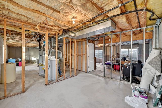 1573 W ERICKSON PARK DR, West Jordan, UT 84084