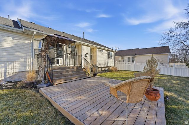 1573 W ERICKSON PARK DR, West Jordan, UT 84084