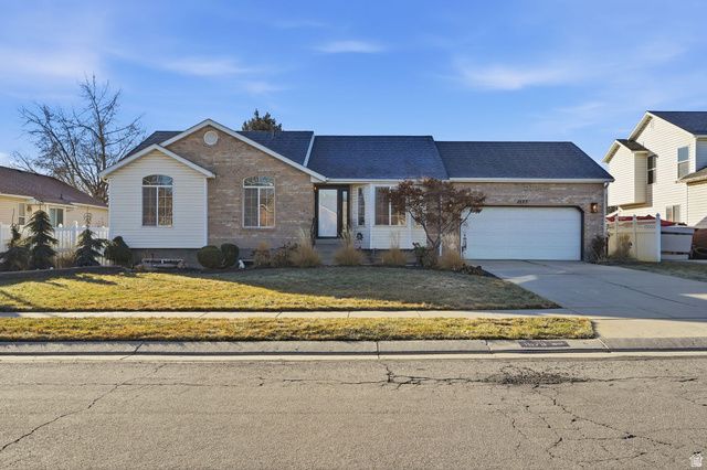 1573 W ERICKSON PARK DR, West Jordan, UT 84084