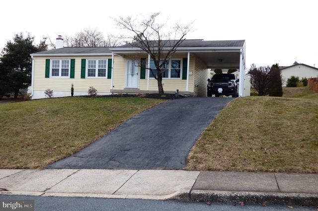 151 WASHINGTON ST, Red Hill, PA 18076