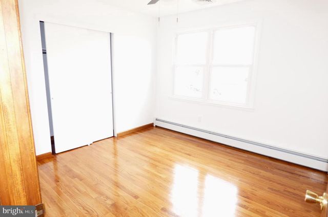 151 WASHINGTON ST, Red Hill, PA 18076