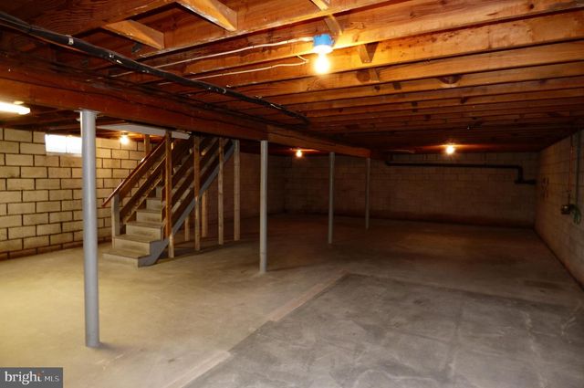 151 WASHINGTON ST, Red Hill, PA 18076