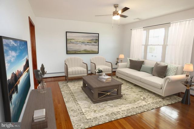 151 WASHINGTON ST, Red Hill, PA 18076