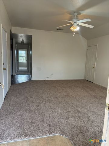 503 Manhattan Drive B, Nolanville, TX 76559