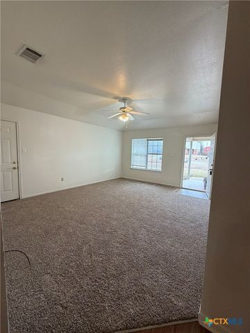 503 Manhattan Drive B, Nolanville, TX 76559