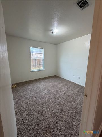 503 Manhattan Drive B, Nolanville, TX 76559