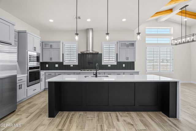 14501 Dune Flower Parkway, Horizon City, TX 79928