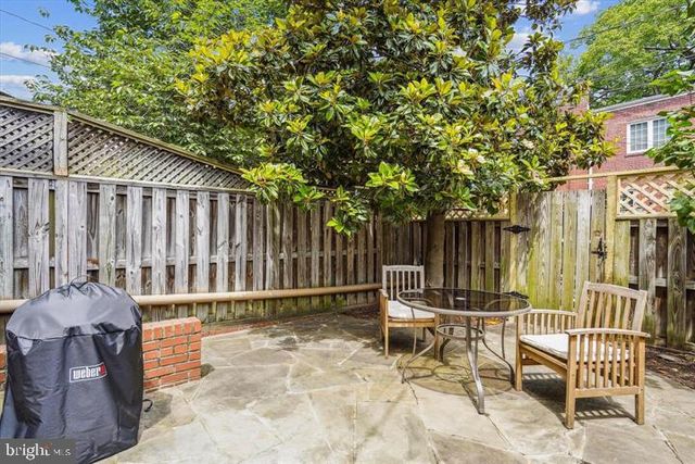 705 AVON PL, Alexandria, VA 22314