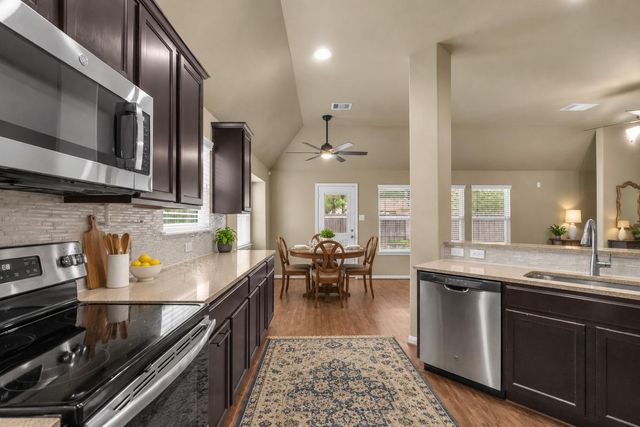 604 Foxmeadow Lane, Cleveland, TX 77327