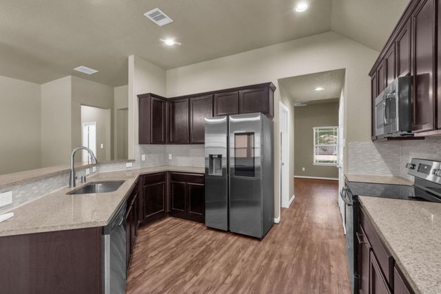 604 Foxmeadow Lane, Cleveland, TX 77327