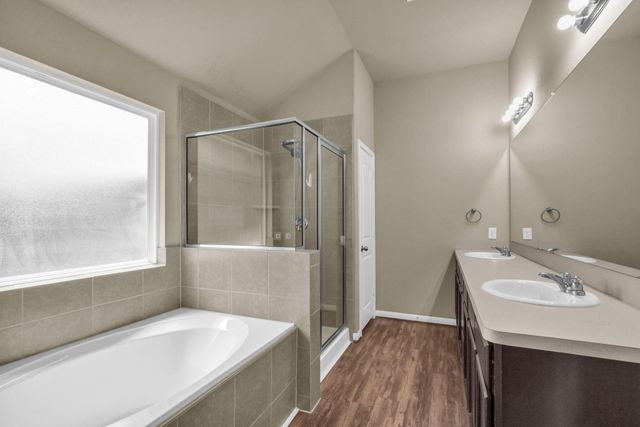 604 Foxmeadow Lane, Cleveland, TX 77327