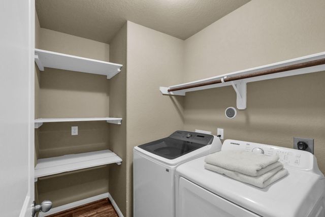 604 Foxmeadow Lane, Cleveland, TX 77327