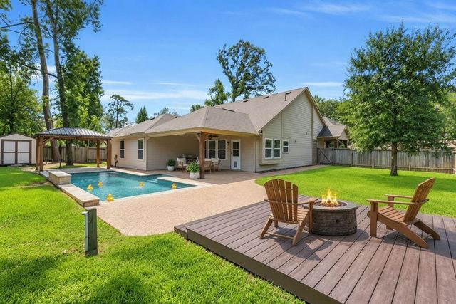 604 Foxmeadow Lane, Cleveland, TX 77327